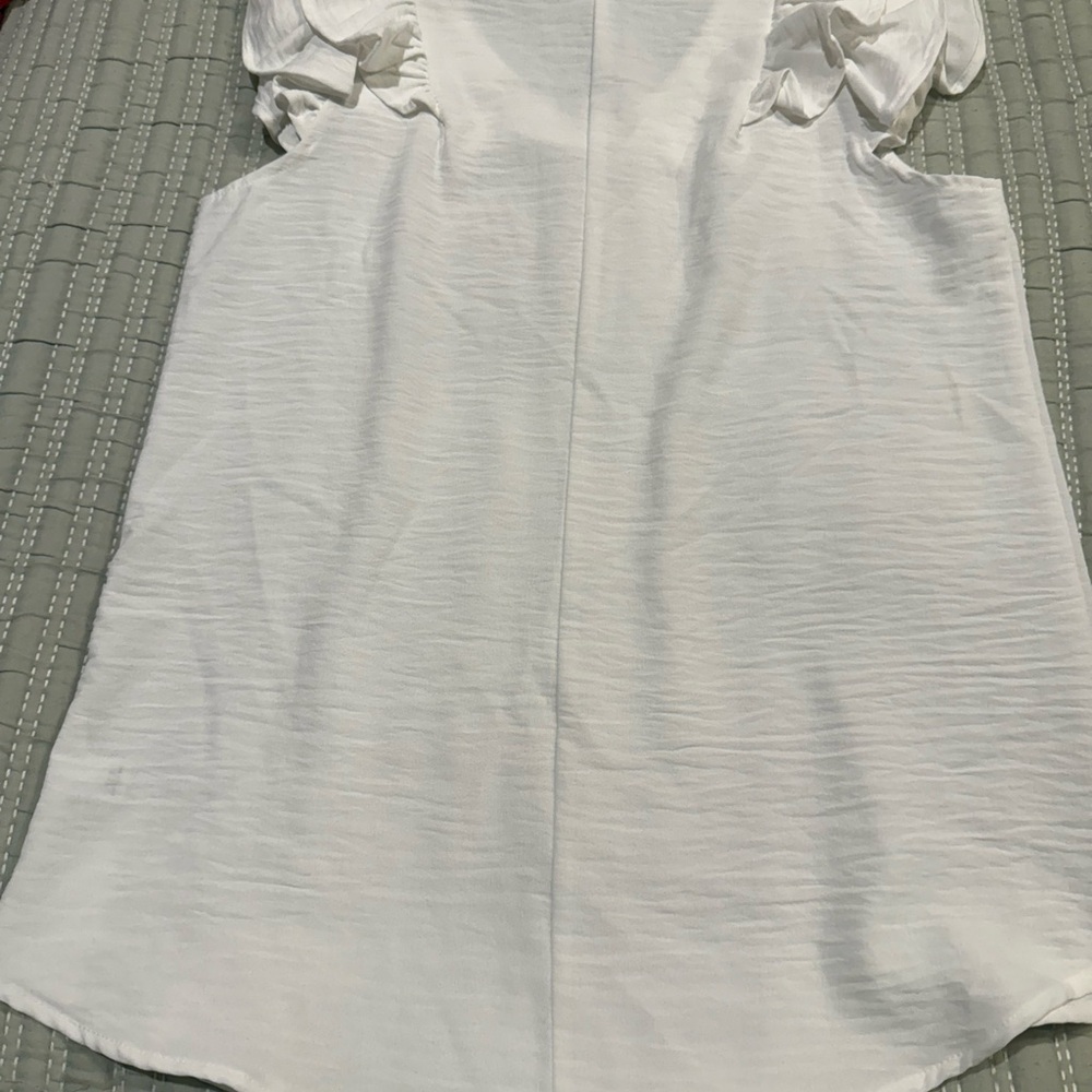 White Ruffle Sleeve V-Neck Top - Picture 4 of 9